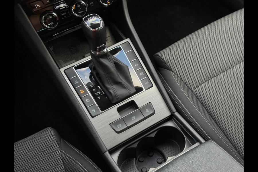 Škoda Superb Combi 1.4 TSI iV Business Edition Plus PHEV | Navi, 360 Camera, Stoel+Achterb.verw., ACC, El. A.klep | Dealeroh. |