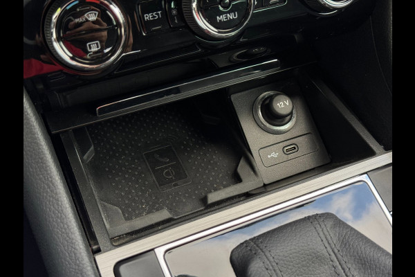 Škoda Superb Combi 1.4 TSI iV Business Edition Plus PHEV | Navi, 360 Camera, Stoel+Achterb.verw., ACC, El. A.klep | Dealeroh. |