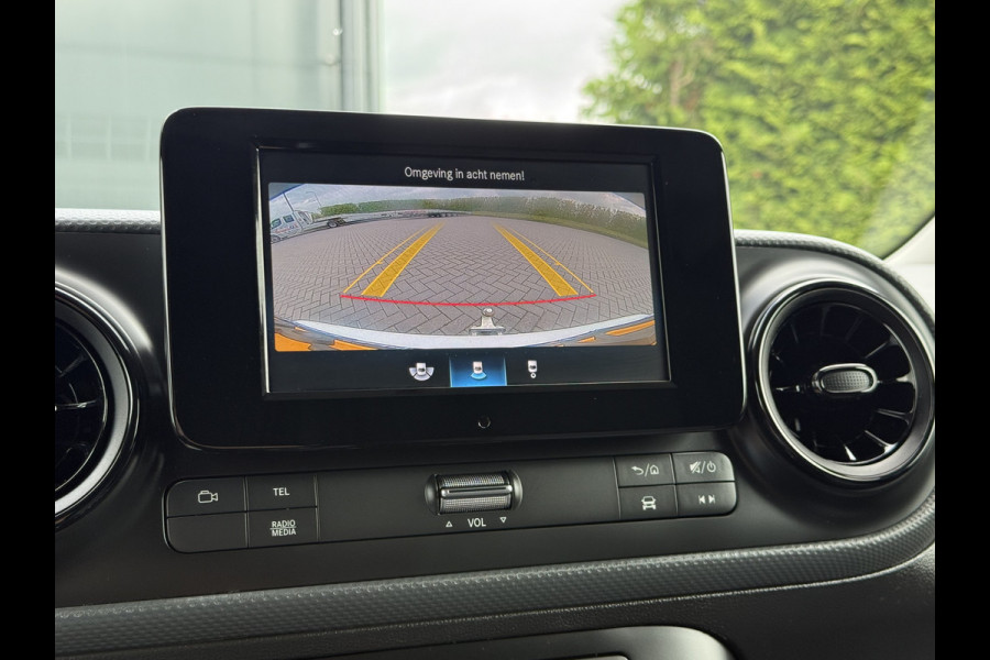Mercedes-Benz eCitan 112 Pro L2H1 / 51 kWh / RIJKLAAR !! / 3.369 KM / High Performance LED-koplampen / CAMERA / ECC / CRUISE / TREKHAAK / STOELVERWAR