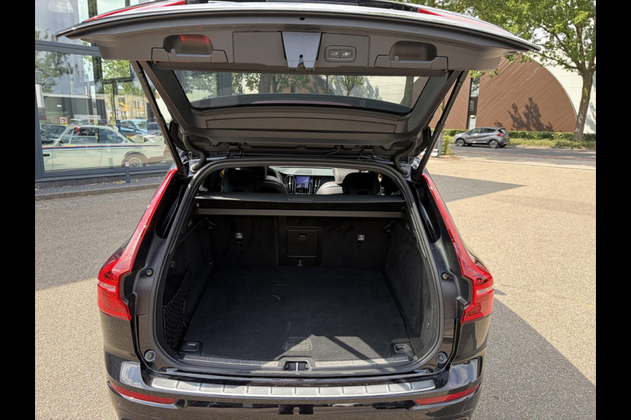 Volvo XC60 2.0 T8 Plug-in-hybrid AWD Polestar Engineered ELEKTRISCHE TREKHAAK| VOLVO DEALER ONDERHOUDEN RECENT ONDERHOUD GEHAD| ELEKTRISCHE STOELEN MET MEMORY| HARMAN KARDON| PANORAMADAK| HEAD UP DISPLAY| 360 CAMERA| ACHTERBANK VERWARMD