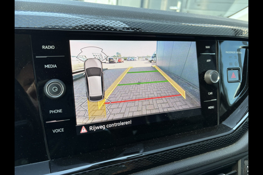 Volkswagen Taigo 1.0 TSi Life Business LEDER/CAMERA/NAVI/VIRTUAL/ADAPT.CRUISE/PDC