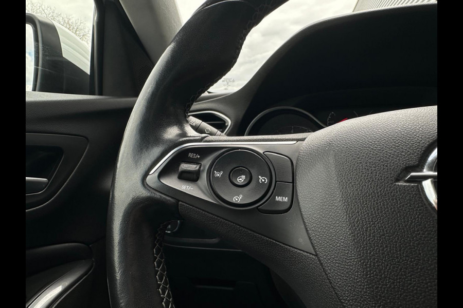 Opel Grandland X 1.2 Turbo Elegance, Automaat, Bluetooth, CarPlay, Camera, Cruise, Trekhaak, Lane, Navi, PDC, NAP