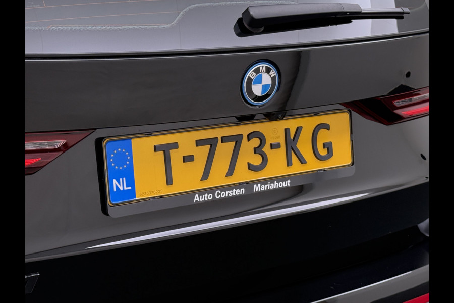 BMW iX1 xDrive30 313PK 4WD M-Pack Launch Edition SOH 100% Leder Harman/Kardon®-Audio Android Auto Apple Carplay Camera Adaptief onderste AWD Live Cockpit Plus Privacy Glas Led Elek.Achterklep Lmv 19" Isofix DAB Origineel Nederlandse Auto