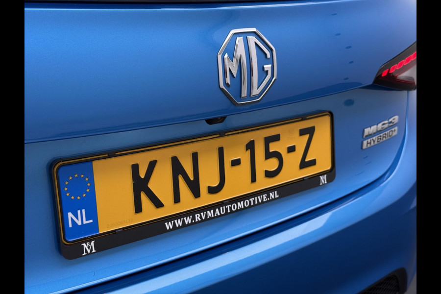 MG MG3 Hybrid+ 1.5 Hybrid+ Luxury | ONDERHOUD GEHAD BIJ DEALER, DIRECT LEVERBAAR | 7 JAAR MG FABRIEKS GARANTIE TM 02-2032 | STOEL + STUURVERWARMING | 360 CAMERA | ADAP. CRUISE | DODE HOEK | KEYLESS | APPLE CARPLAY |