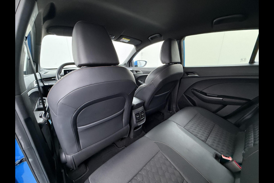 MG MG3 Hybrid+ 1.5 Hybrid+ Luxury | ONDERHOUD GEHAD BIJ DEALER, DIRECT LEVERBAAR | 7 JAAR MG FABRIEKS GARANTIE TM 02-2032 | STOEL + STUURVERWARMING | 360 CAMERA | ADAP. CRUISE | DODE HOEK | KEYLESS | APPLE CARPLAY |