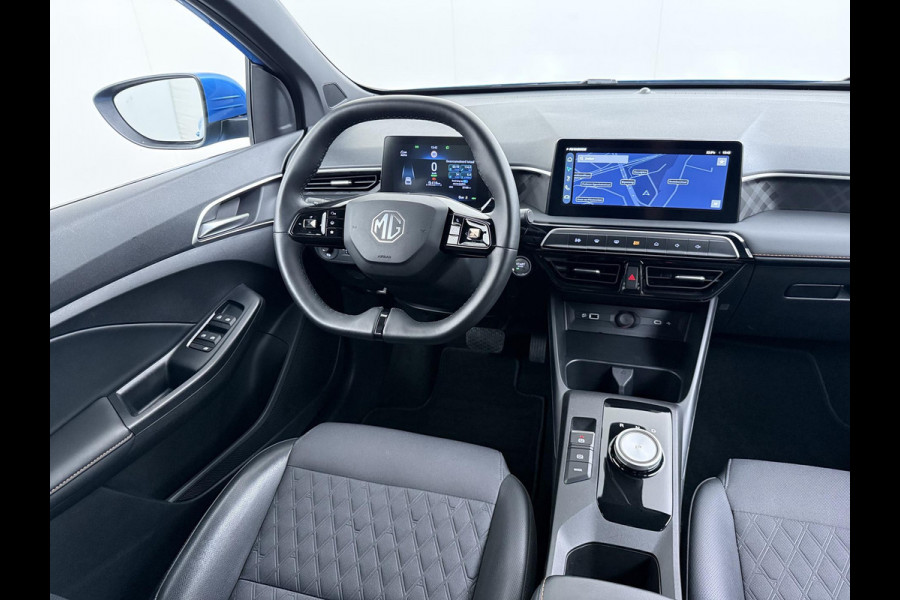 MG MG3 Hybrid+ 1.5 Hybrid+ Luxury | ONDERHOUD GEHAD BIJ DEALER, DIRECT LEVERBAAR | 7 JAAR MG FABRIEKS GARANTIE TM 02-2032 | STOEL + STUURVERWARMING | 360 CAMERA | ADAP. CRUISE | DODE HOEK | KEYLESS | APPLE CARPLAY |