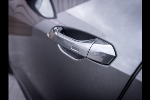 Audi e-tron Sportback 55 quattro S edition 95 kWh - Pano l HUD l B&O l Memory