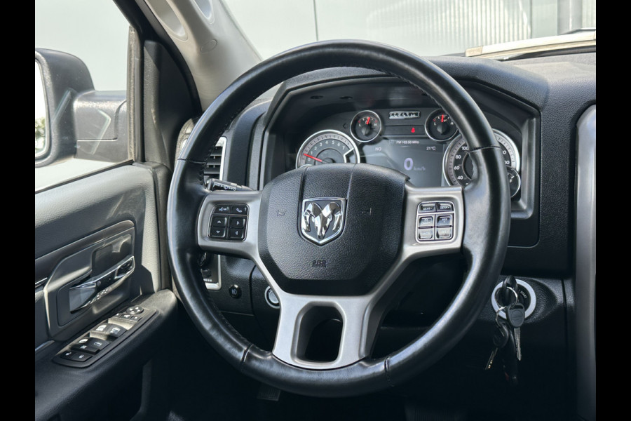 Dodge Ram 1500 5.7 V8 CLASSIC NIGHT 4x4 / PRINS LPG / BPM VRIJ / CAMERA / NAVI / 3.5T TREKHAAK / ECC / CRUISE / DUBBEL CABINE