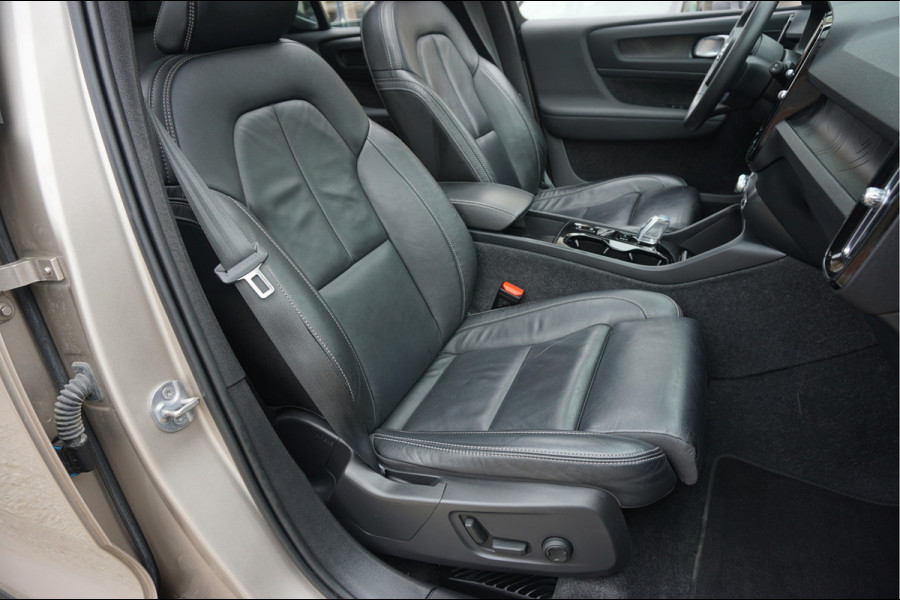 Volvo XC40 1.5 T5 Recharge ULTIMATE Schuifdak, Pilot Assist, Harman Kardon®