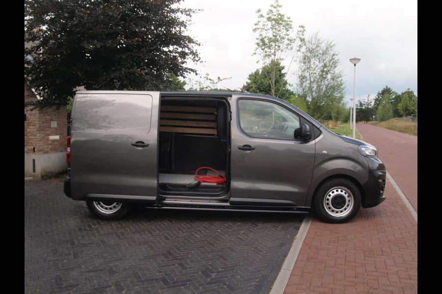 Peugeot e-Expert Standard Premium 75 kWh | Side bars | Apple Carplay | Zware Accupakket | Camera | Cruise Control |