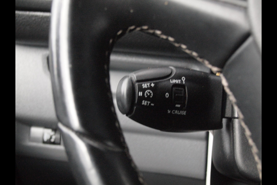 Peugeot e-Expert Standard Premium 75 kWh | Side bars | Apple Carplay | Zware Accupakket | Camera | Cruise Control |