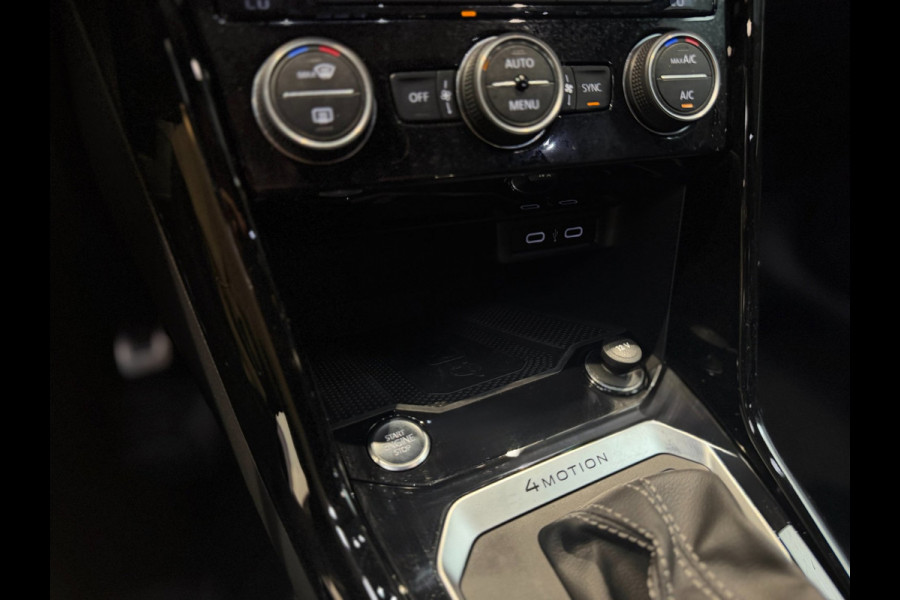 Volkswagen T-Roc R 2.0 TSI 4Motion 300PK |Pano|Beats|Virtual|Leder|Camera