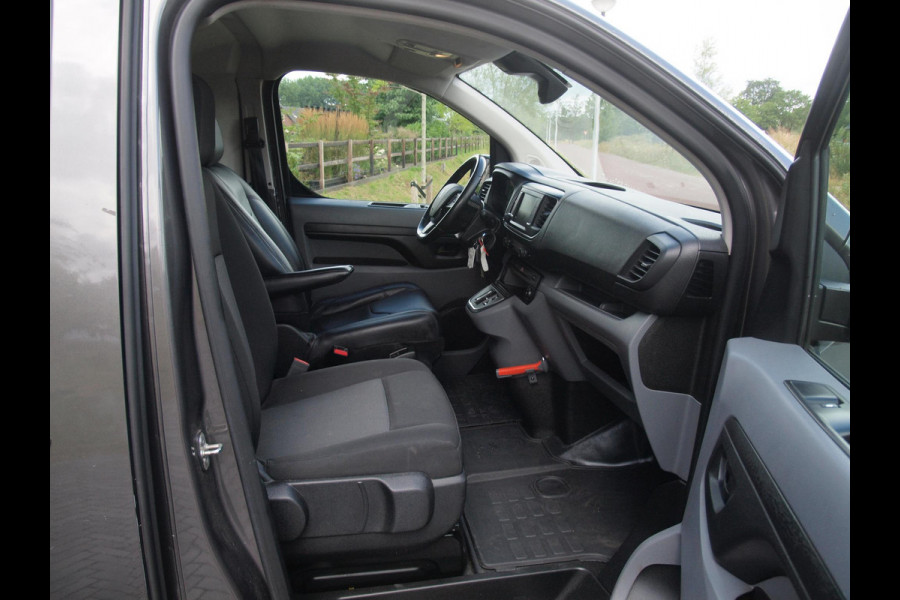 Peugeot e-Expert Standard Premium 75 kWh | Side bars | Apple Carplay | Zware Accupakket | Camera | Cruise Control |