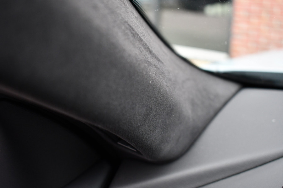 BMW M5 Touring | Chalk Individual | Ultimate Pack | Keramisch | Pano | Trekh | B&W | DA+