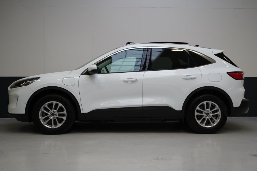 Ford Kuga 2.5 PHEV Titanium | SoH 75% | Panoramadak | Trekhaak | Carplay | Blind-Spot | Winter-pack