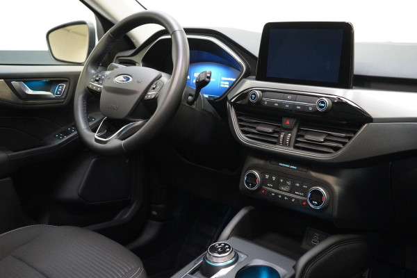 Ford Kuga 2.5 PHEV Titanium | SoH 75% | Panoramadak | Trekhaak | Carplay | Blind-Spot | Winter-pack