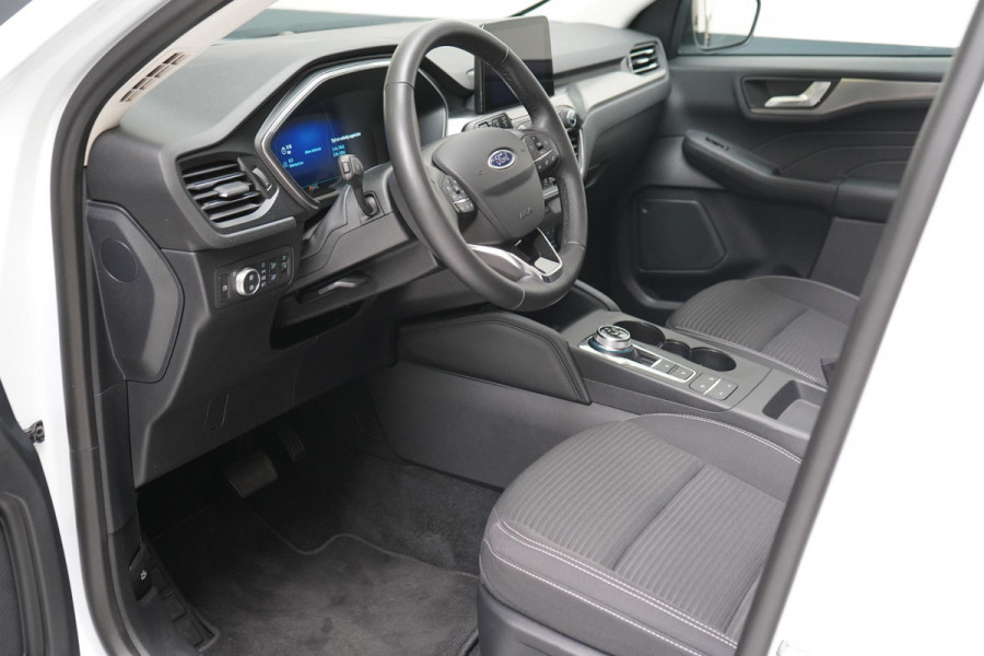 Ford Kuga 2.5 PHEV Titanium | SoH 75% | Panoramadak | Trekhaak | Carplay | Blind-Spot | Winter-pack