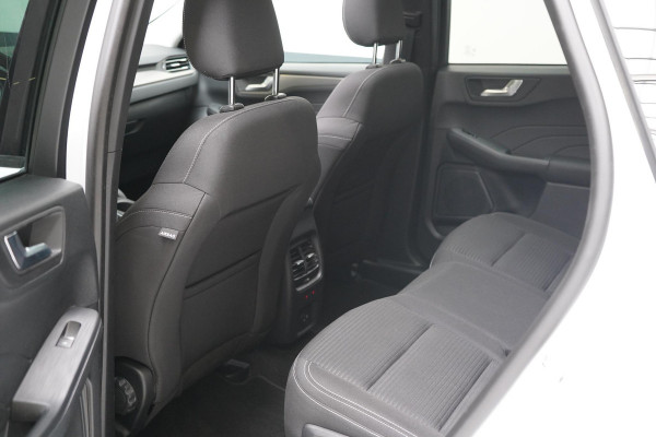 Ford Kuga 2.5 PHEV Titanium | SoH 75% | Panoramadak | Trekhaak | Carplay | Blind-Spot | Winter-pack