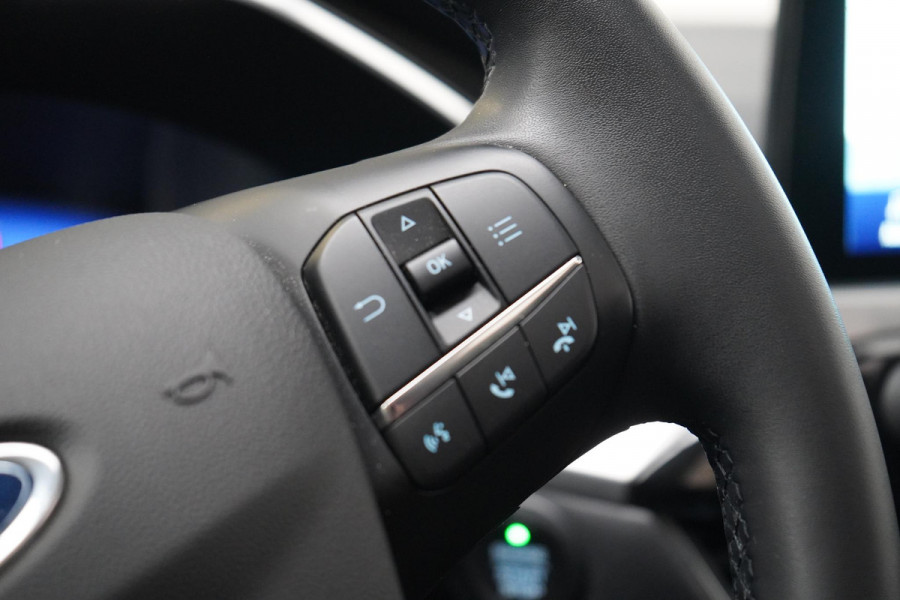 Ford Kuga 2.5 PHEV Titanium | SoH 75% | Panoramadak | Trekhaak | Carplay | Blind-Spot | Winter-pack