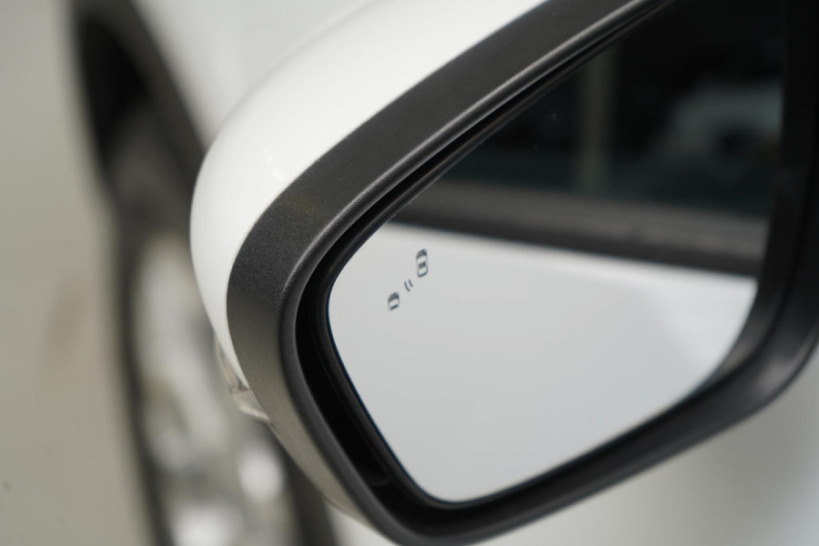 Ford Kuga 2.5 PHEV Titanium | SoH 75% | Panoramadak | Trekhaak | Carplay | Blind-Spot | Winter-pack