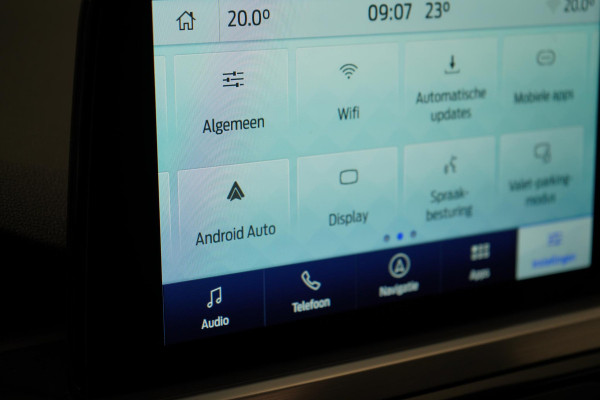 Ford Kuga 2.5 PHEV Titanium | SoH 75% | Panoramadak | Trekhaak | Carplay | Blind-Spot | Winter-pack