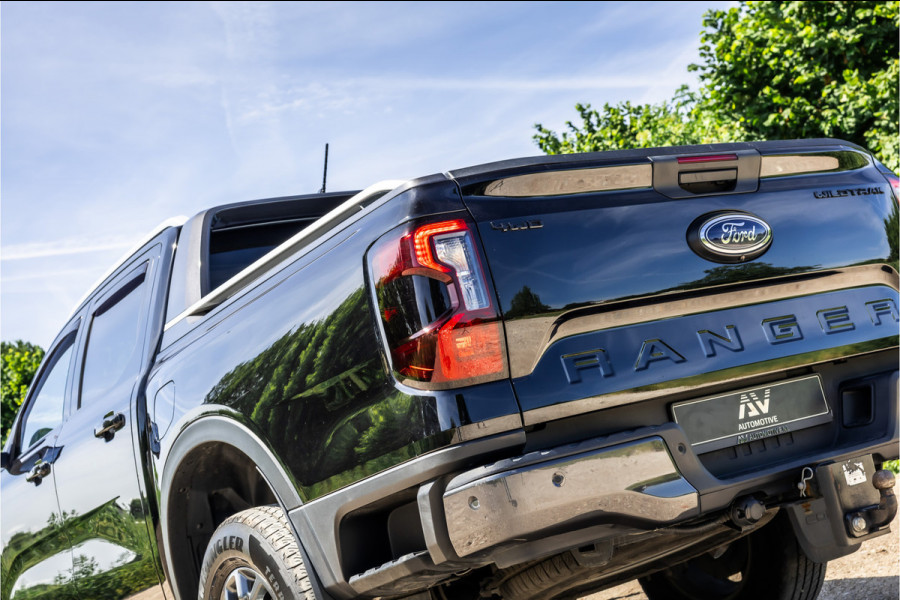 Ford Ranger 2.0 EcoBlue Wildtrak | Grijs kenteken | ACC | 360 Camera | Bang & Olufsen | Dodehoek detector | Trekhaak | Stoelverwarming | CarPlay | Navigatie | Nieuwe APK