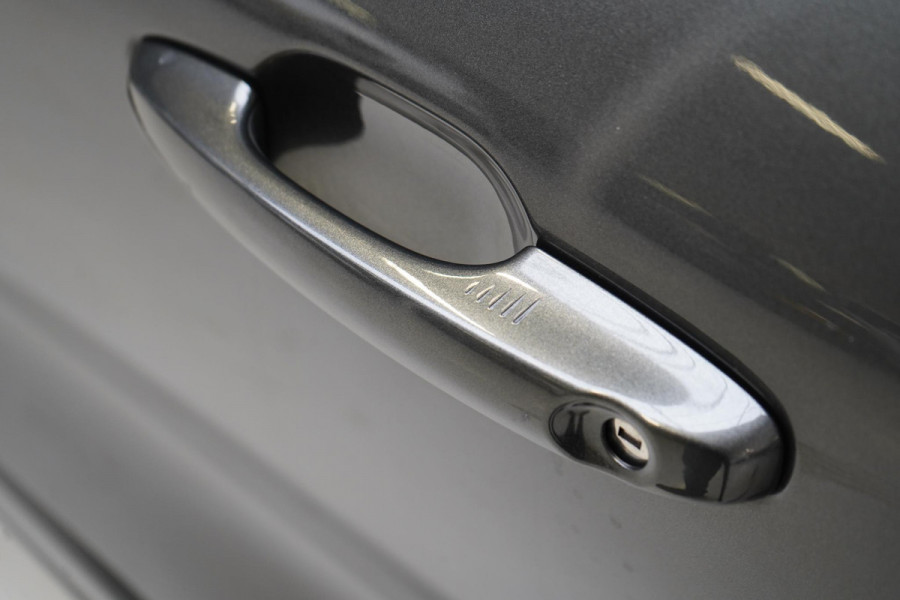 Ford Kuga 2.5 PHEV ST-Line | SoH 100% | Winter-Pack | Carplay | Lm velgen | Navigatie | Camera