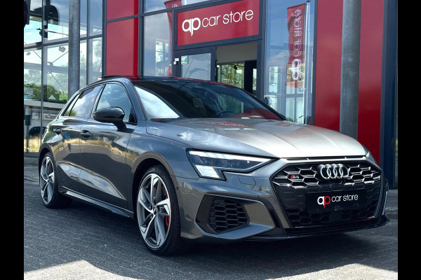 Audi A3 Sportback 2.0 TFSI S3 quattro Edition One Vol | Panorama | Bang & Olufsen | Memory Seats | Head-Up display | BTW |