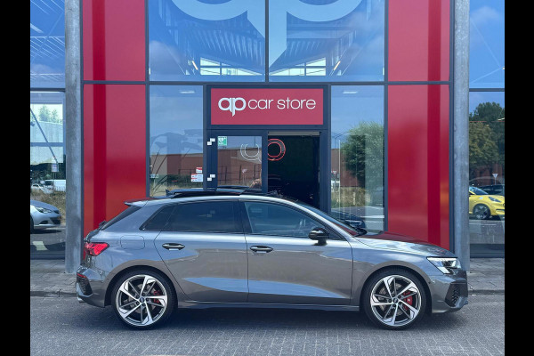 Audi A3 Sportback 2.0 TFSI S3 quattro Edition One Vol | Panorama | Bang & Olufsen | Memory Seats | Head-Up display | BTW |