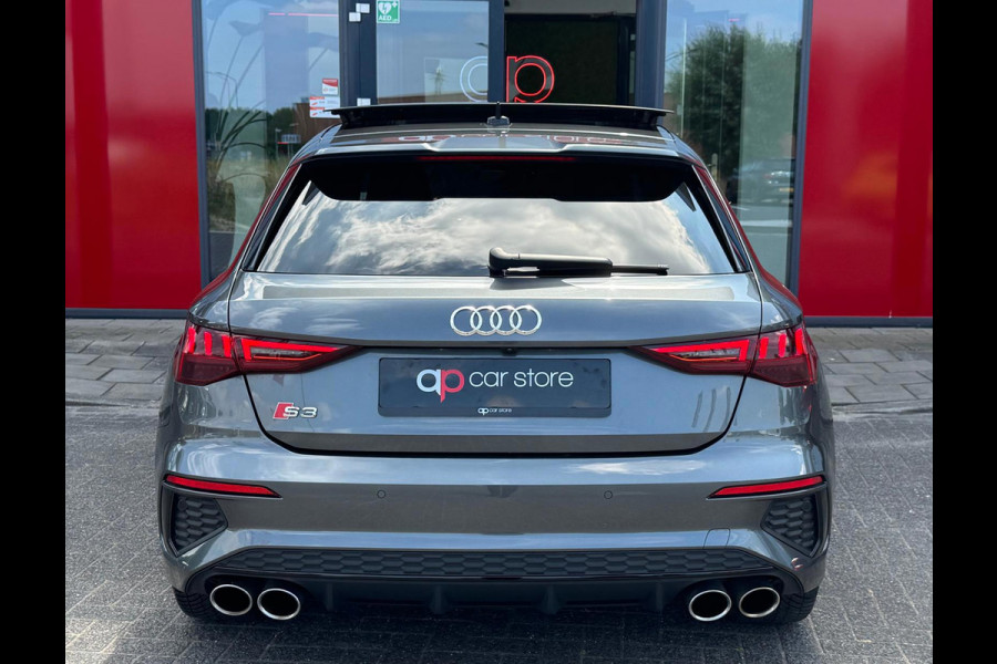 Audi A3 Sportback 2.0 TFSI S3 quattro Edition One Vol | Panorama | Bang & Olufsen | Memory Seats | Head-Up display | BTW |