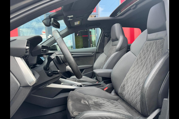 Audi A3 Sportback 2.0 TFSI S3 quattro Edition One Vol | Panorama | Bang & Olufsen | Memory Seats | Head-Up display | BTW |