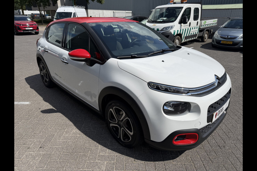Citroën C3 82pk Shine (Camera - Keyless Entry - Dodehoek detectie - Automatische Airco - Navigatie - Apple Carplay - DAB)