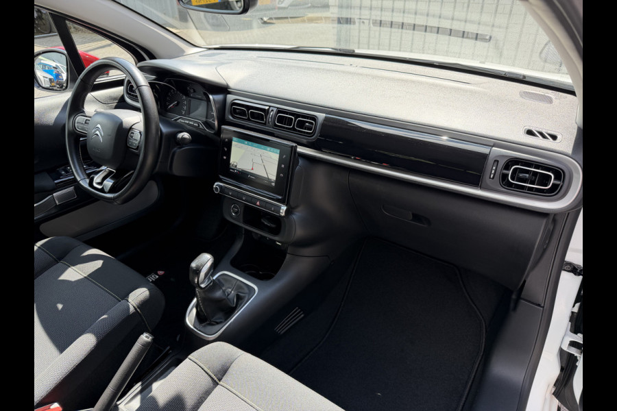 Citroën C3 82pk Shine (Camera - Keyless Entry - Dodehoek detectie - Automatische Airco - Navigatie - Apple Carplay - DAB)
