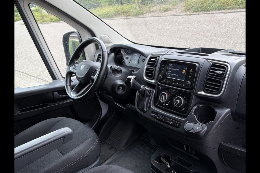Peugeot Boxer 2.2 BlueHDi 180PK Euro6 L4H2 3.5t Zwaar ✓ 3-zits ✓ Trekhaak 3.000 KG ✓ dubbele schuifdeur