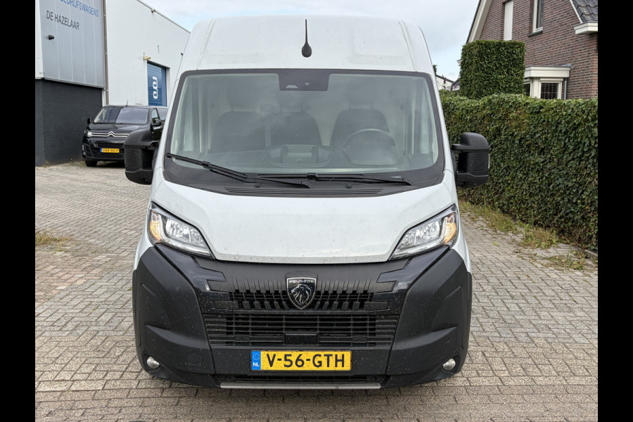 Peugeot Boxer 2.2 BlueHDi 180PK Euro6 L4H2 3.5t Zwaar ✓ 3-zits ✓ Trekhaak 3.000 KG ✓ dubbele schuifdeur