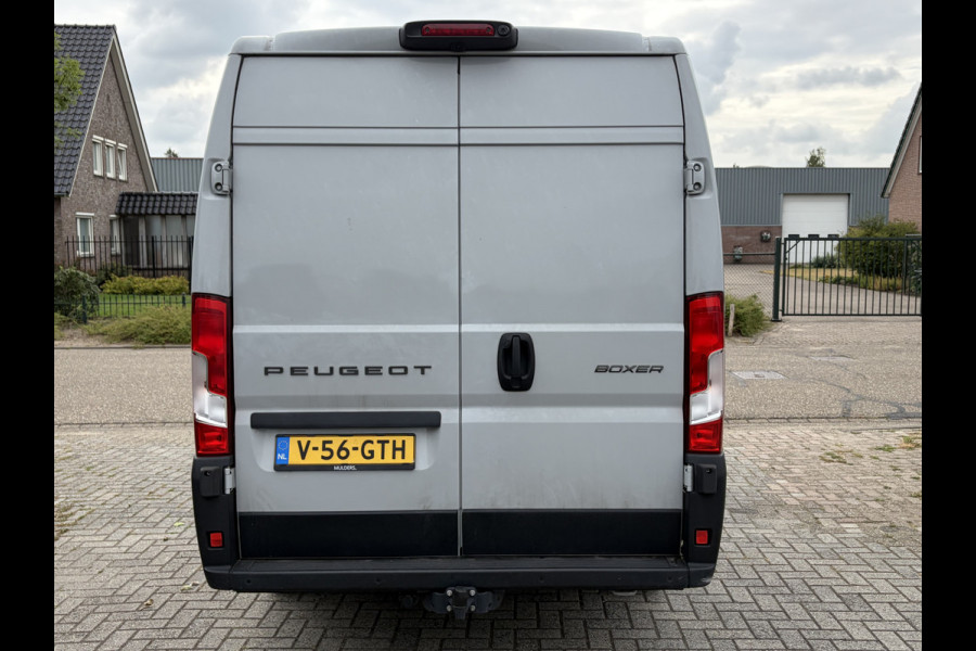 Peugeot Boxer 2.2 BlueHDi 180PK Euro6 L4H2 3.5t Zwaar ✓ 3-zits ✓ Trekhaak 3.000 KG ✓ dubbele schuifdeur