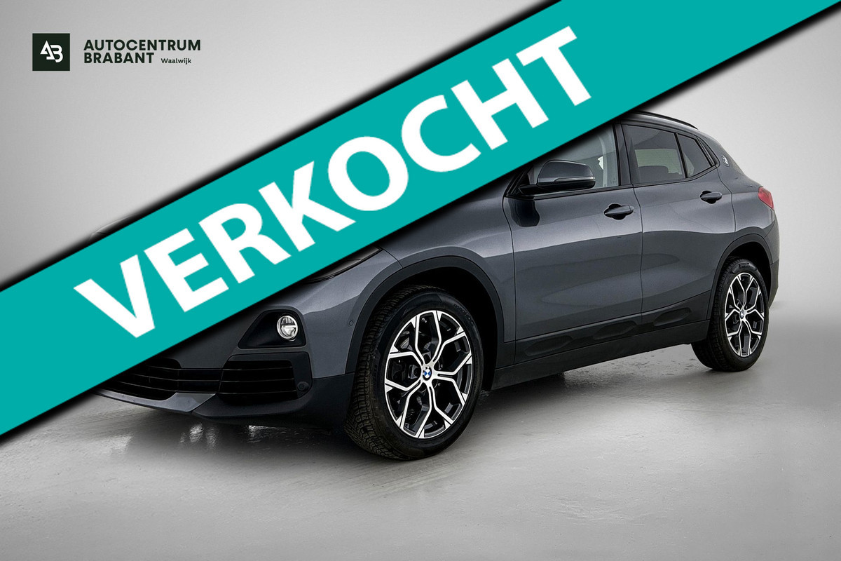 BMW X2 SDrive18i Executive Edition (GROOT-NAVIGATIE, STOELVERWARMING, CAMERA, PDC, DEALER ONDERHOUDEN, LED,