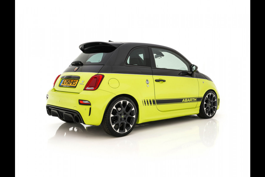 Fiat 500 1.4 T-Jet Abarth Competizione 70th Anniversary (INCL.BTW) Aut. *AKRAPOVIC | RECARO-SPORTSEATS | XENON | CARBON | SHIFTPADDLES | DIGI-COCKPIT | DAB+ | ECC | PDC | CRUISE | 17''ALU*