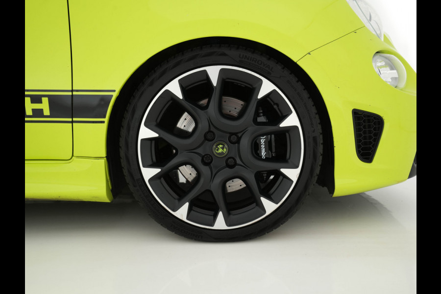 Fiat 500 1.4 T-Jet Abarth Competizione 70th Anniversary (INCL.BTW) Aut. *AKRAPOVIC | RECARO-SPORTSEATS | XENON | CARBON | SHIFTPADDLES | DIGI-COCKPIT | DAB+ | ECC | PDC | CRUISE | 17''ALU*