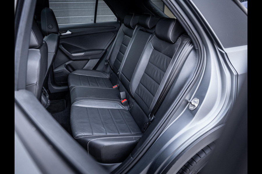 Volkswagen T-Roc 1.5 TSI R-Line Edition - Pano l Leder l ACC l Camera