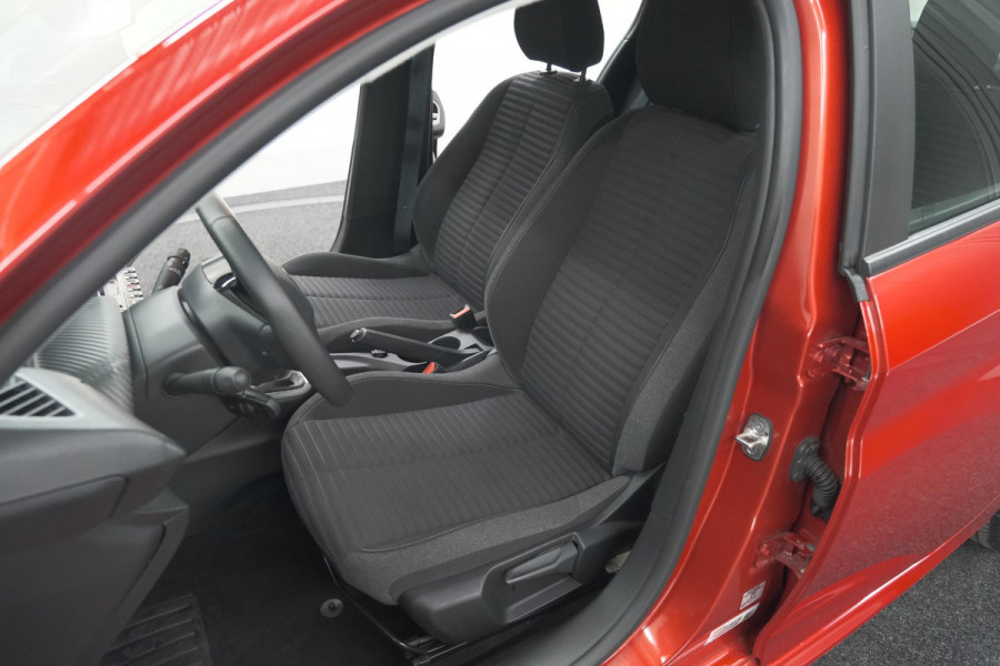 Peugeot 208 PureTech 100 Style | Navigatie | Cruise Control | Apple Carplay
