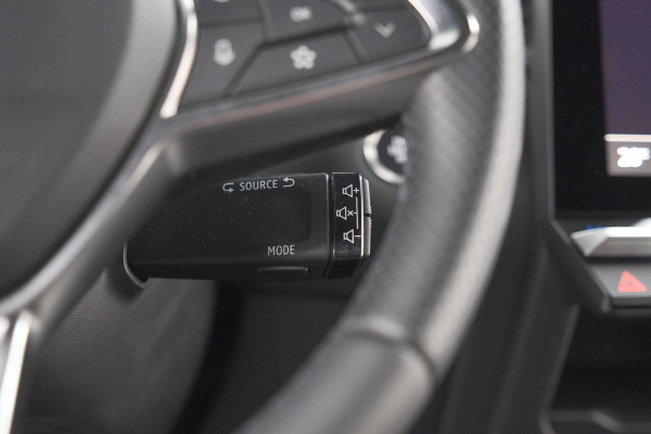 Renault Captur 1.8 E-Tech full hybrid 160 techno | Camera | Adaptieve Cruise Control | Navigatie