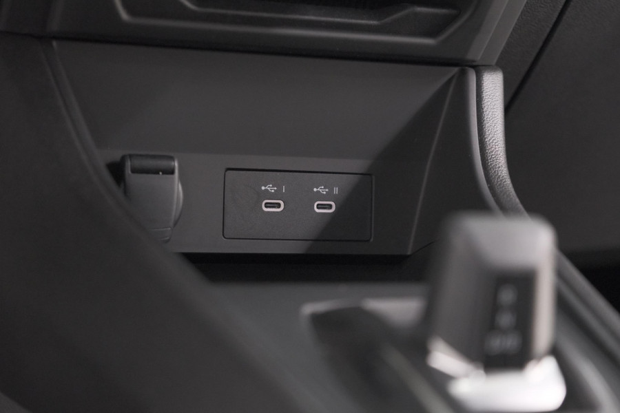 Renault Captur 1.8 E-Tech full hybrid 160 techno | Camera | Adaptieve Cruise Control | Navigatie