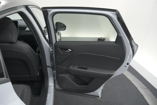 Renault Captur 1.8 E-Tech full hybrid 160 techno | Camera | Adaptieve Cruise Control | Navigatie