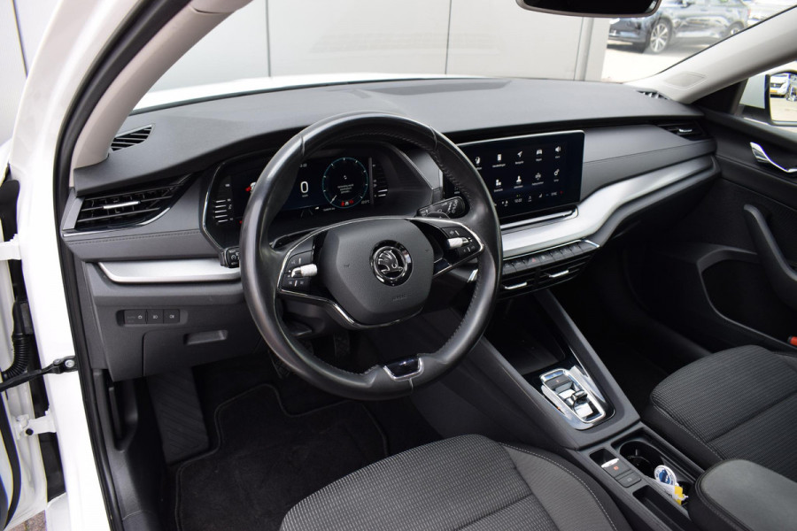 Škoda Octavia Combi 1.0 e-TSI Business Edition | Apple CarPlay | Stoelverw. | Climate | Cruise