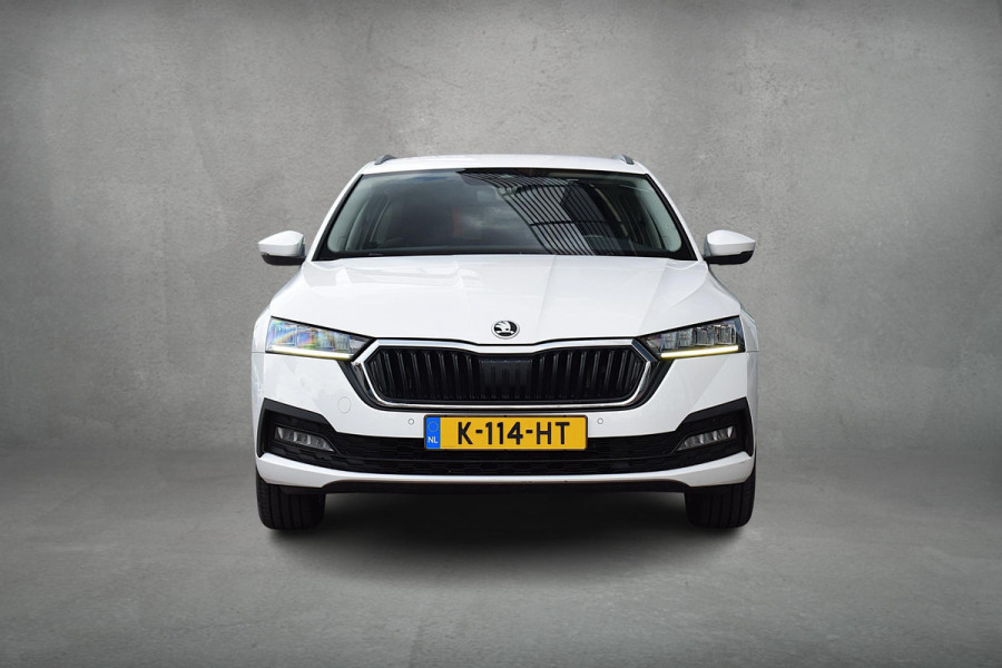 Škoda Octavia Combi 1.0 e-TSI Business Edition | Apple CarPlay | Stoelverw. | Climate | Cruise