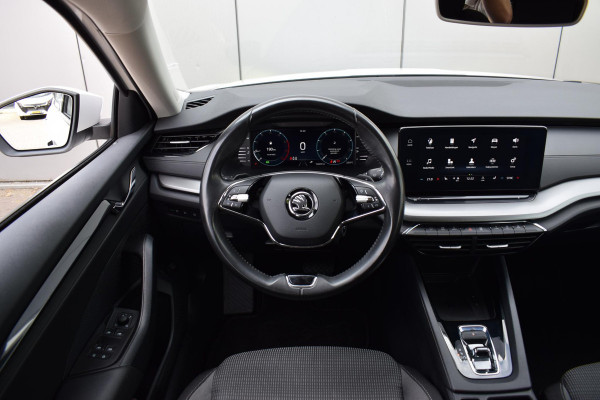 Škoda Octavia Combi 1.0 e-TSI Business Edition | Apple CarPlay | Stoelverw. | Climate | Cruise