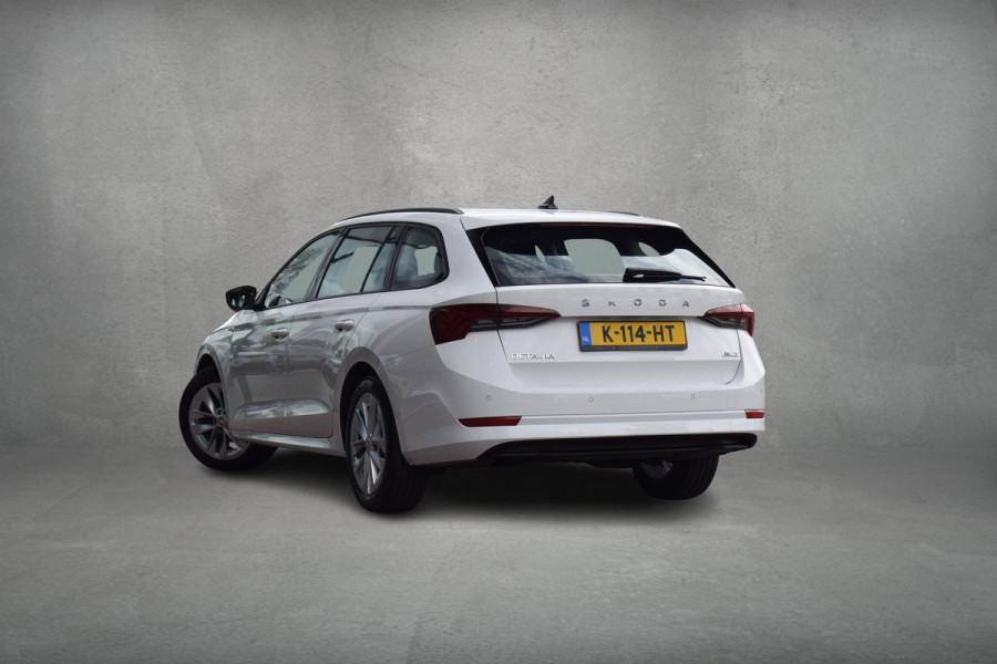 Škoda Octavia Combi 1.0 e-TSI Business Edition | Apple CarPlay | Stoelverw. | Climate | Cruise