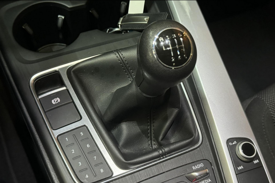 Audi A4 Limousine 1.4 TFSI Garantie|Trekhaak|Keyless|LED|Cruise|NAP|NL-Auto|Airco|Rijklaar