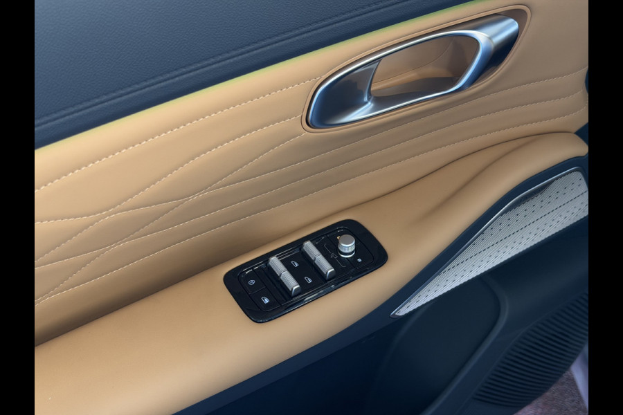 GEELY Starray EM-i 1.5 MAX+ PHEV LONG RANGE BRUIN LEER 29,8 KWH | 136km WLTP | PANORAMADAK | MASSAGE /STOEL/VERW/KOELING